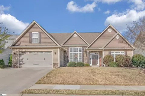 124 Dewfield Ln, Boiling Springs, SC 29316