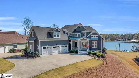 320 Commonwealth Dr, Ninety Six, SC 29666
