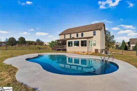 26 Fancy Ln, Travelers Rest, SC 29690