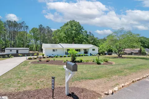 105 Belmont Dr, Fountain Inn, SC 29644