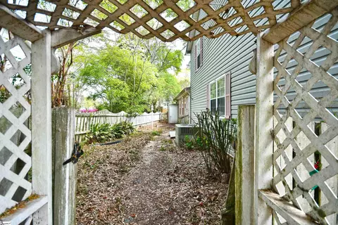 Exterior - 400 Micasa Dr, Pendleton, SC 29670 photo 3 of 3