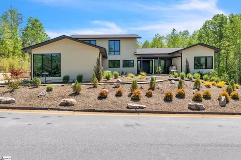 128 Sanctuary Ln, Taylors, SC 29687