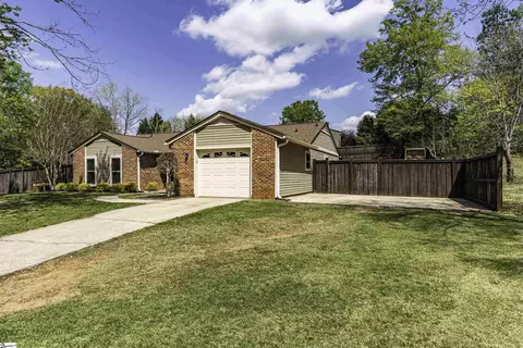 Exterior - 104 Burlington Ave, Greer, SC 29650 photo 8 of 11