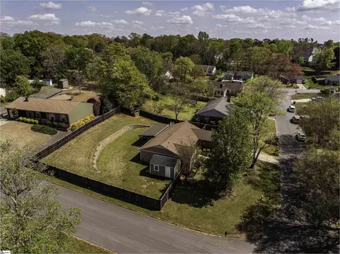 View/Area - 104 Burlington Ave, Greer, SC 29650 photo 5 of 7
