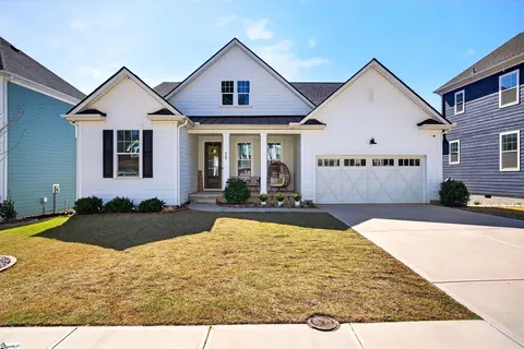 460 Galleron Ct, Fountain Inn, SC 29644