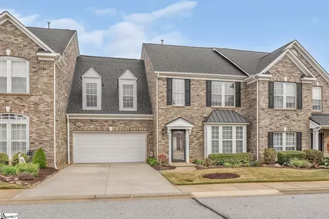 15 Everleigh Ct, Simpsonville, SC 29681