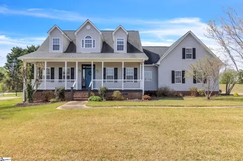 111 Stablechase Dr, Greenville, SC 29617