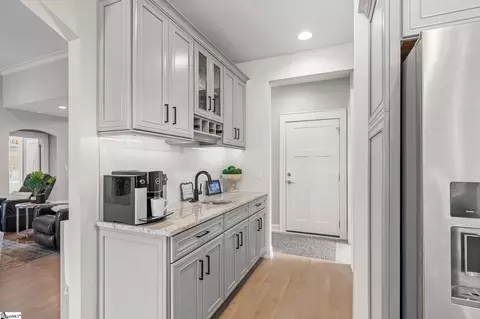 Entry Way - 2201 River Rd, Greer, SC 29650 photo 4 of 4