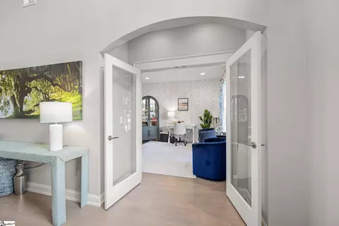 Entry Way - 2201 River Rd, Greer, SC 29650 photo 3 of 4