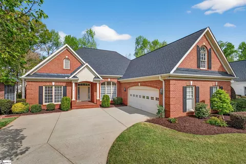 4 Broadstone Ct, Simpsonville, SC 29681