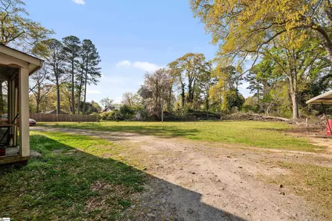Exterior - 108 W Hampton Ave, Honea Path, SC 29654 photo 11 of 12