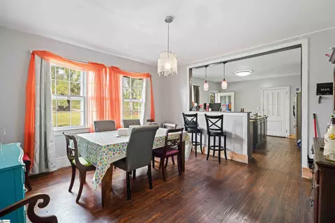 Dining - 108 W Hampton Ave, Honea Path, SC 29654 photo 2 of 2