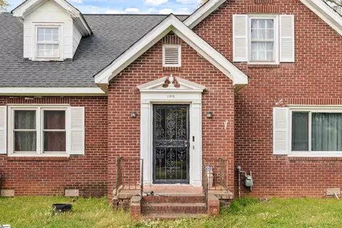 Exterior - 108 W Hampton Ave, Honea Path, SC 29654 photo 3 of 12