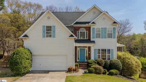 108 Sandtrap Ct, Greenville, SC 29609