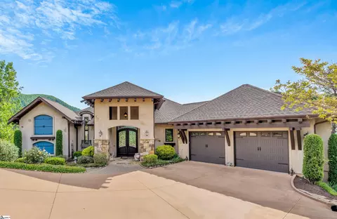 209 Craggy Rock Ln, Landrum, SC 29356