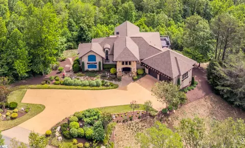 209 Craggy Rock Ln, Landrum, SC 29356