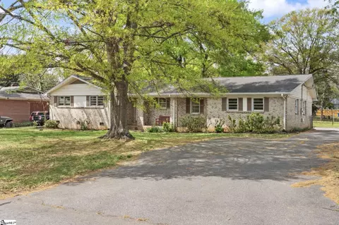 310 Rosewood Cir, Mauldin, SC 29662