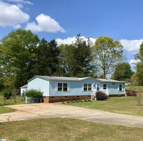 3724 Fairview Rd, Fountain Inn, SC 29644