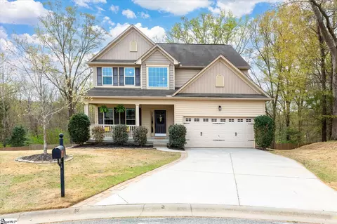 10 Birchall Ln, Simpsonville, SC 29681