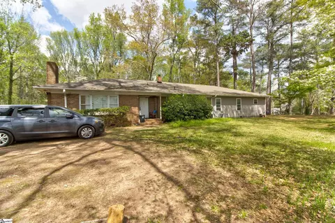 801 Crestview Rd, Easley, SC 29642