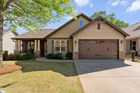 3 Dolerite Dr, Taylors, SC 29687