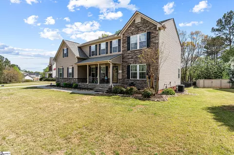 Exterior - 111 Armistead Ln, Easley, SC 29642 photo 2 of 4