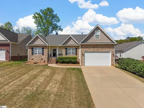 414 Landstone Ter, Boiling Springs, SC 29316