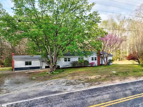 303 Garren Rd, Belton, SC 29627