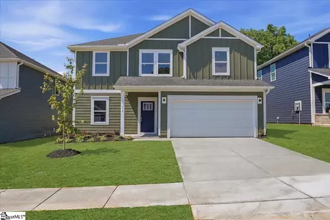 516 Hadlow St, Greer, SC 29651