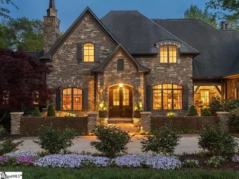 704 Brixton Cir, Simpsonville, SC 29681