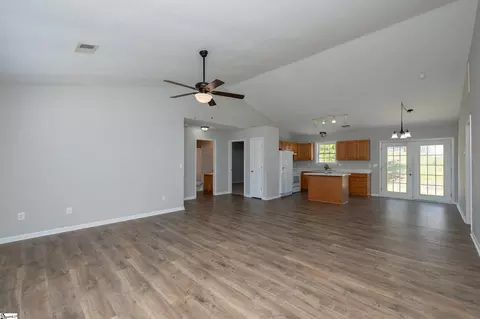 Living - 11 Seaside Ln, Greer, SC 29650 photo 5 of 5