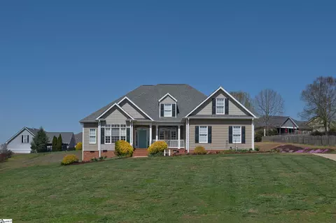 10 Saddle Creek Ct, Greer, SC 29651