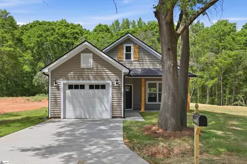 209 Poplar Ln, Anderson, SC 29624