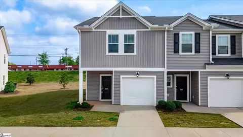 206 Telford Dr, Greenville, SC 29617