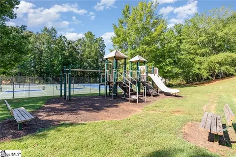157 E Spartan Dr, Westminster, SC 29693 photo 9