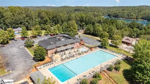 157 E Spartan Dr, Westminster, SC 29693