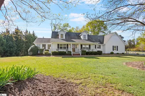 198 Pepperidge Dr, Spartanburg, SC 29303