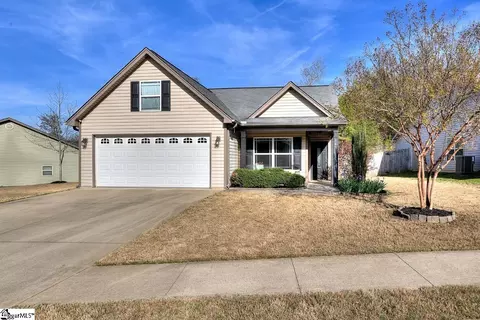 648 Chastine Dr, Spartanburg, SC 29301