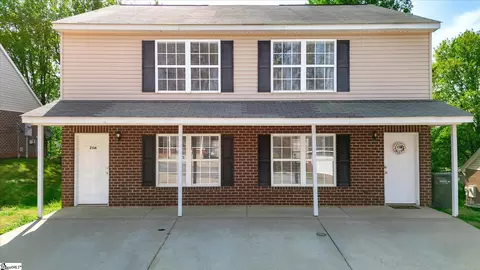 213 Springfield Cir, Easley, SC 29642