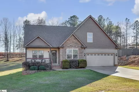 480 Abberly Ln, Boiling Springs, SC 29316