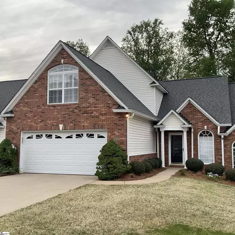 833 Woodsford Dr, Greenville, SC 29615