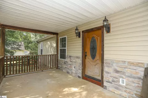 Exterior - 112 Aiken St, Central, SC 29630 photo 3 of 3