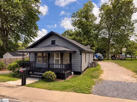 214 Alice Ave, Greenville, SC 29611