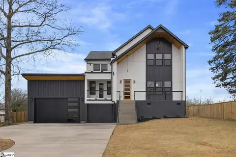 209 Redmond Dr, Fountain Inn, SC 29644