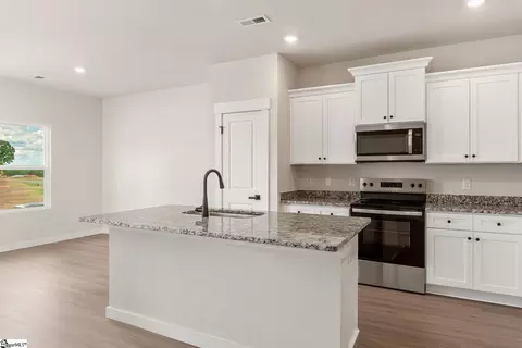 1069 Mossy Oak Dr, Moore, SC 29369 photo 7