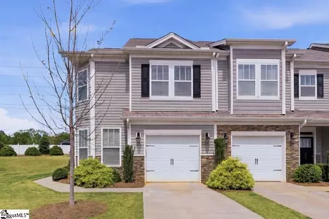 421 Yellow Fox Rd, Greer, SC 29650