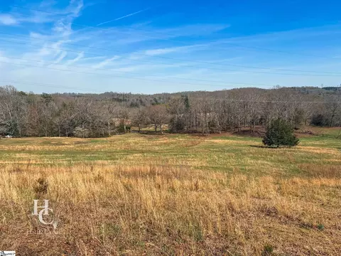 705 Dacusville Rd, Marietta, SC 29661