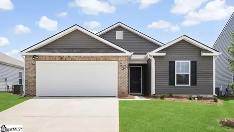 127 Pretoria Dr, Fountain Inn, SC 29644