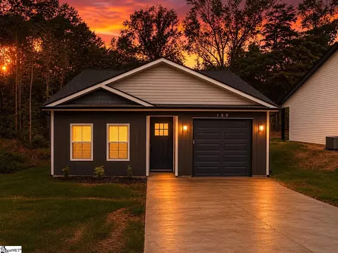189 N Georgia Ave, Chesnee, SC 29323