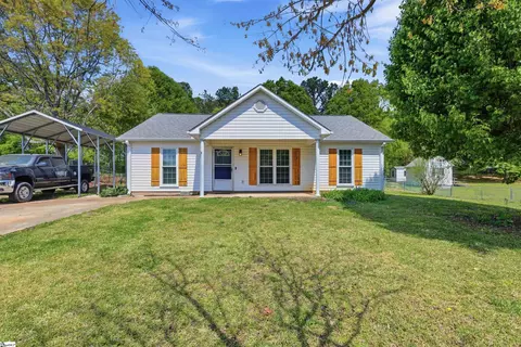 718 Judy Ann Ct, Inman, SC 29349